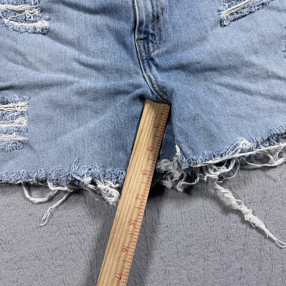 VTG Levis Denim Shorts Womens 10 Blue High Rise Distressed Cut Off Black Batwing
